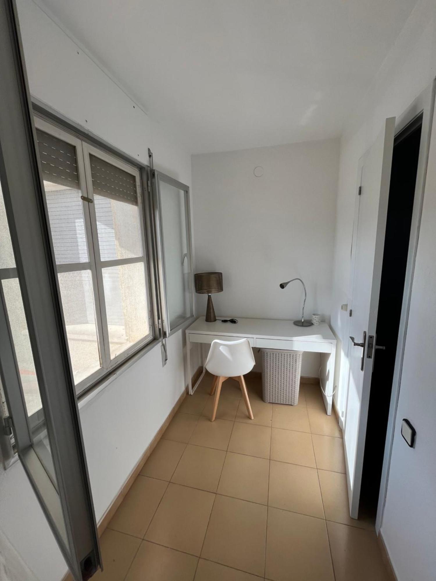 Moderno Apartamento Vacacional Deltebre Exterior photo