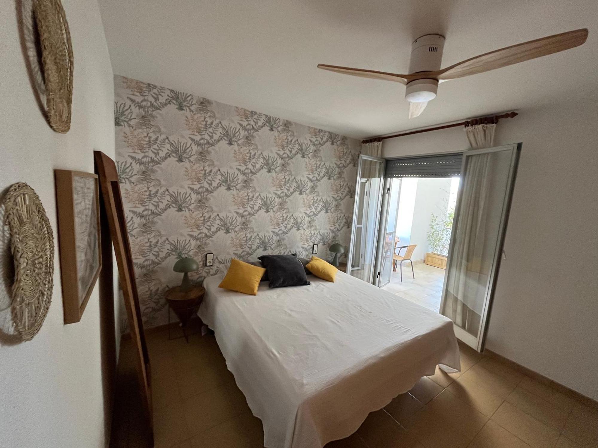 Moderno Apartamento Vacacional Deltebre Exterior photo