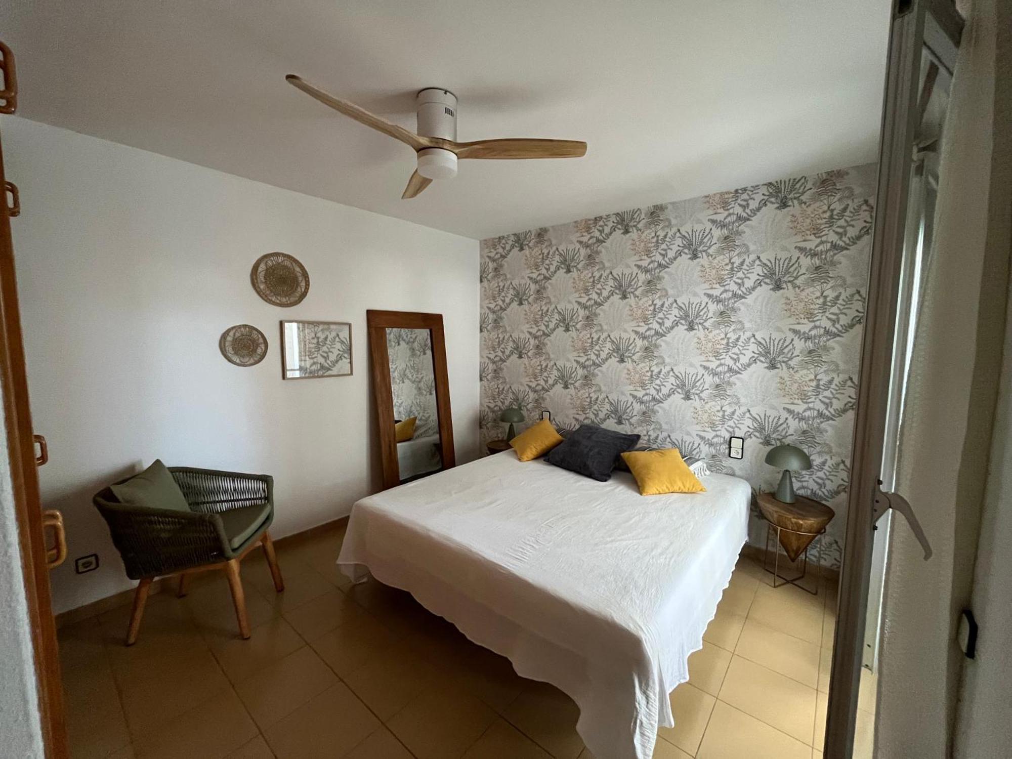 Moderno Apartamento Vacacional Deltebre Exterior photo